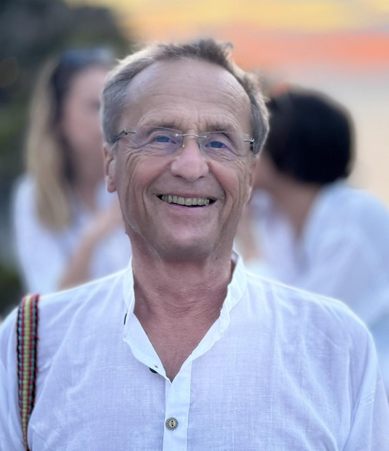 Bertold Ulsamer in Dubai - Family Constellation Workshop